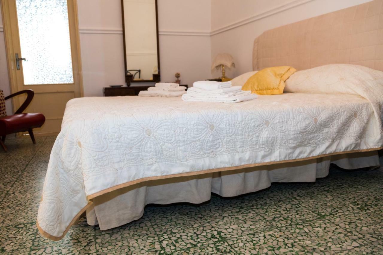 Giulia E Pietro - Marettimo Apartments Bagian luar foto