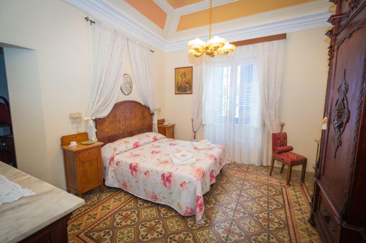 Giulia E Pietro - Marettimo Apartments Bagian luar foto