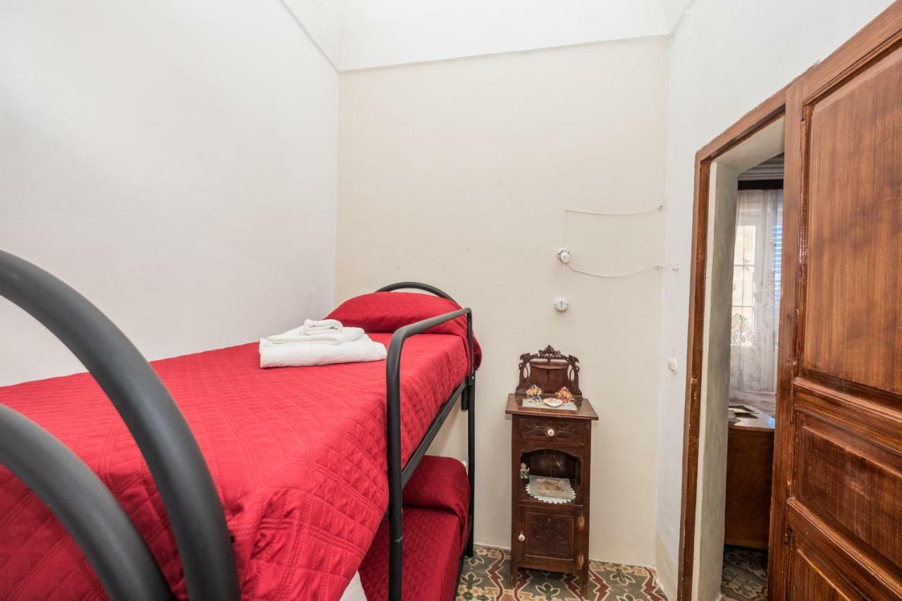 Giulia E Pietro - Marettimo Apartments Bagian luar foto
