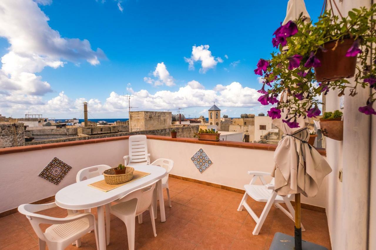 Giulia E Pietro - Marettimo Apartments Bagian luar foto